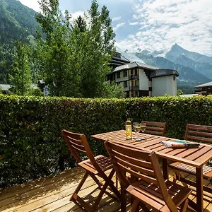Jonquille Terrasse Centre Mont Blanc Appartement