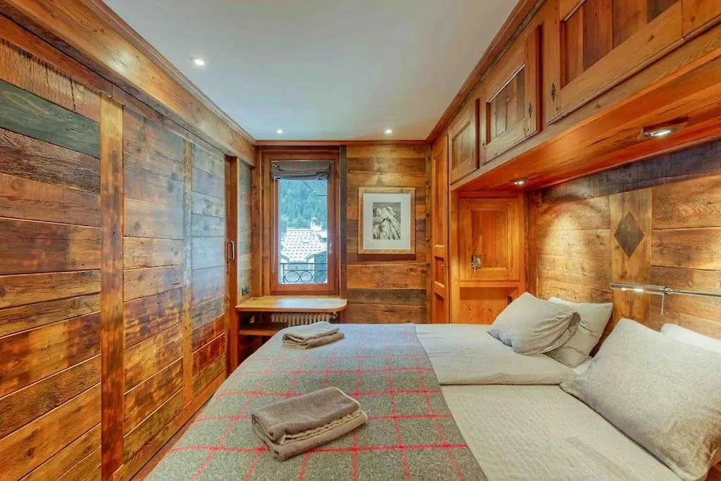 Chamonix Centre, « Lucille »,Balcon, Vue Imprenable Et Parking Apartment France